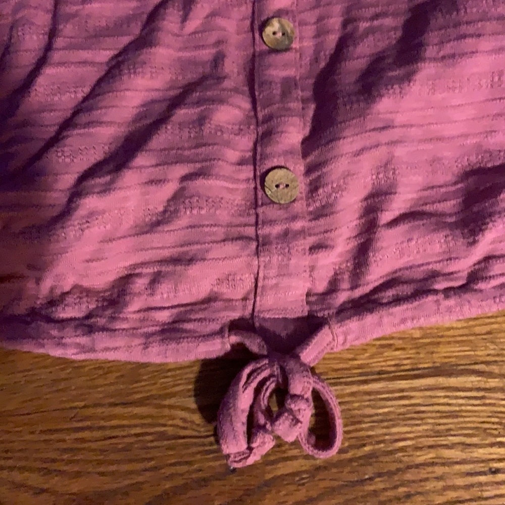 Pink top - Picture 3 of 3